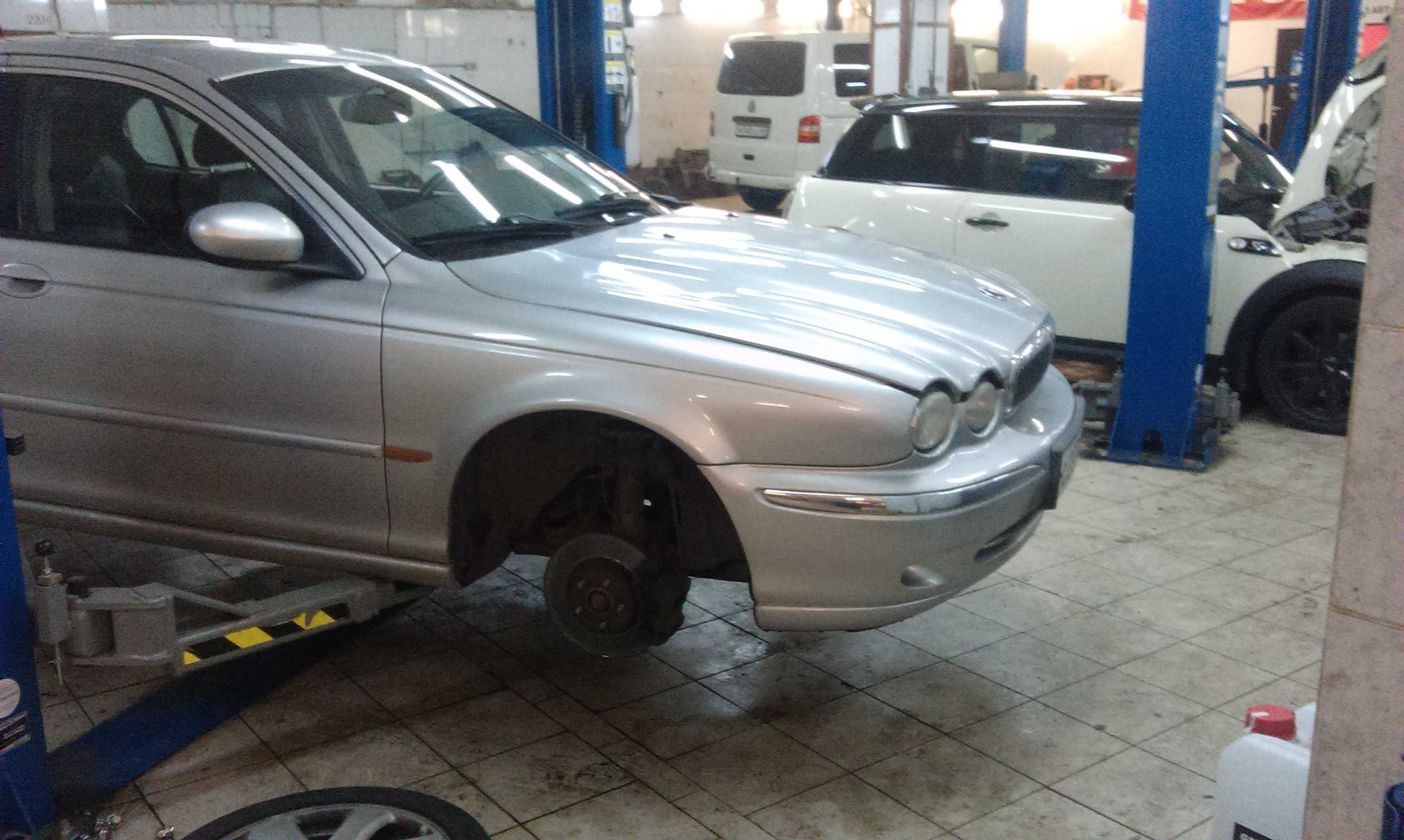 Замена стоек и втулок стабилизатора JAGUAR X Type, сервис DDCAR