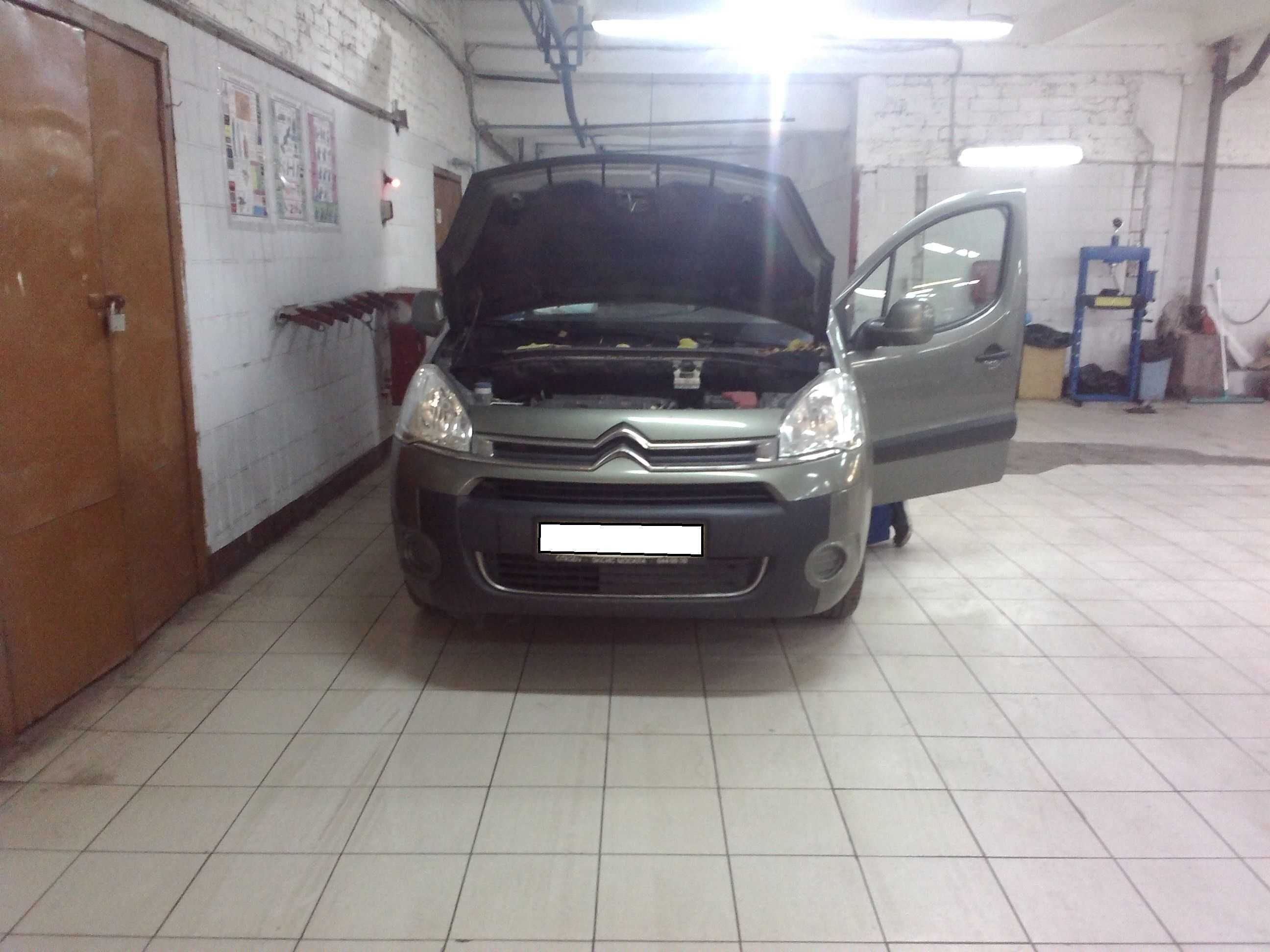 Замена корпуса термостата CITROEN Berlingo